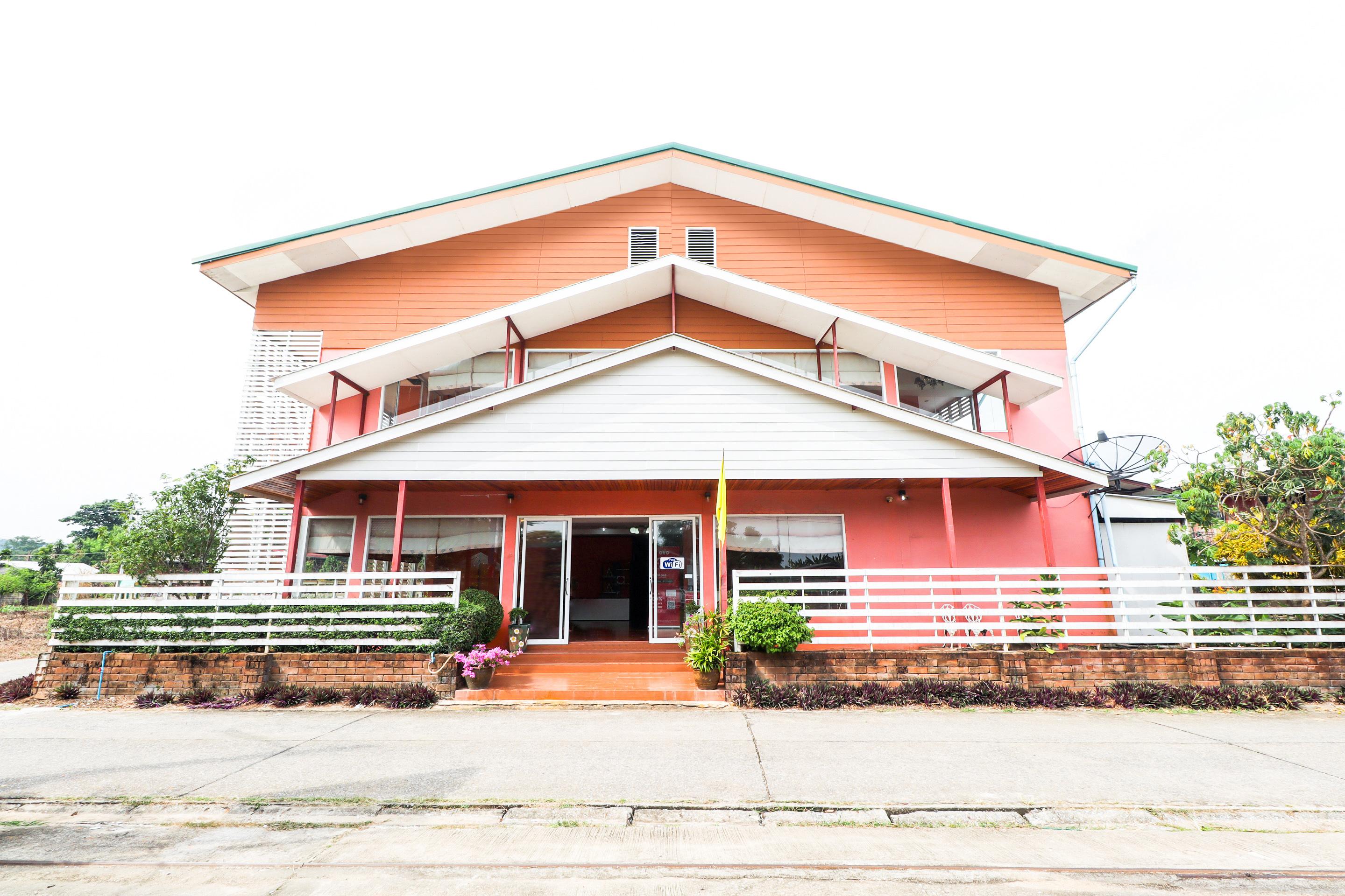 Oyo 359 Golden Nakara Place Chiang Saen Buitenkant foto